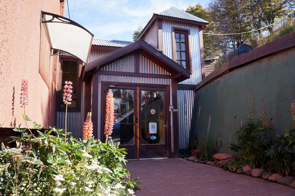 Hostel Yakush Ushuaia Exterior photo