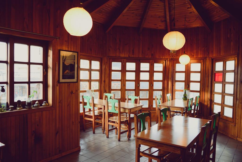 Hostel Yakush Ushuaia Exterior photo